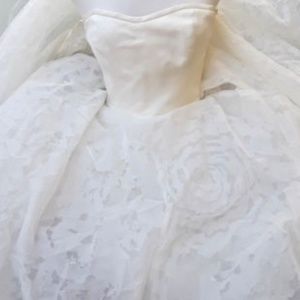 Vera Wang Hannah Wedding Dress size 8